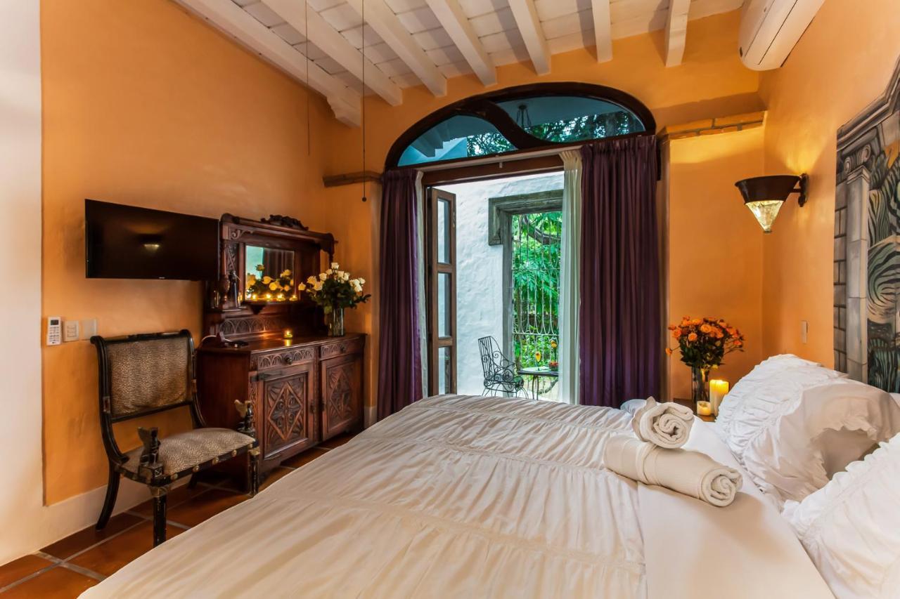 Garlands Del Rio Riverside Boutique Hotel Puerto Vallarta Exterior photo