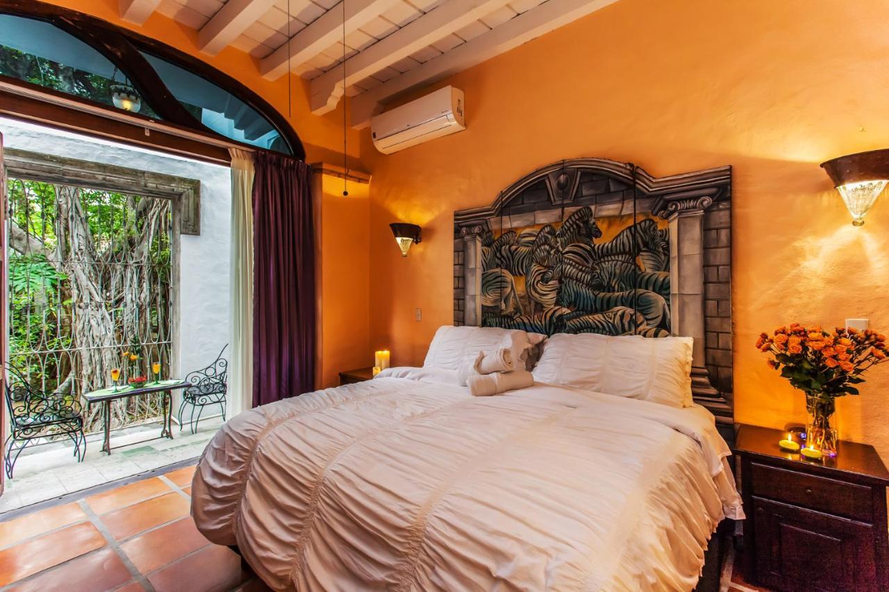Garlands Del Rio Riverside Boutique Hotel Puerto Vallarta Exterior photo
