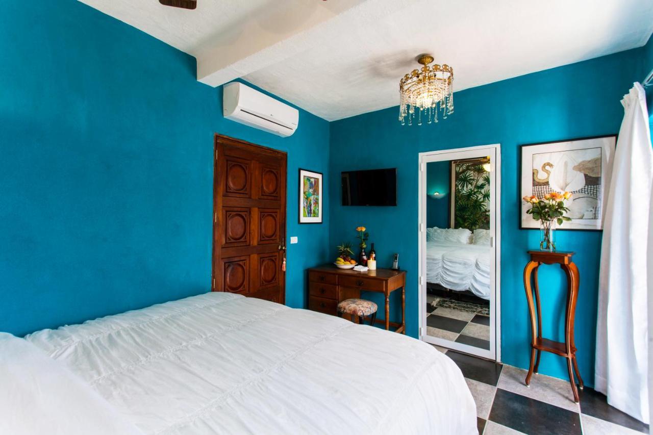 Garlands Del Rio Riverside Boutique Hotel Puerto Vallarta Room photo