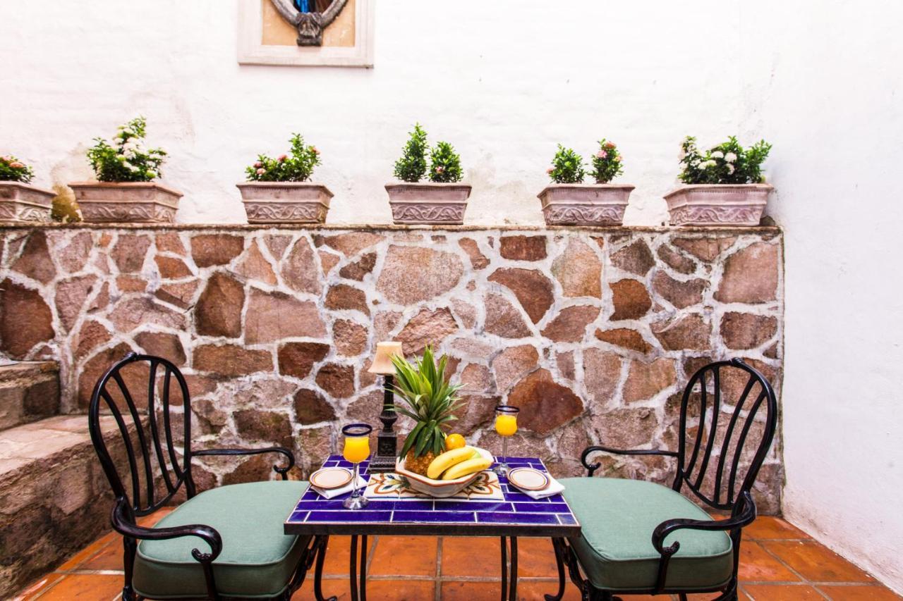 Garlands Del Rio Riverside Boutique Hotel Puerto Vallarta Exterior photo