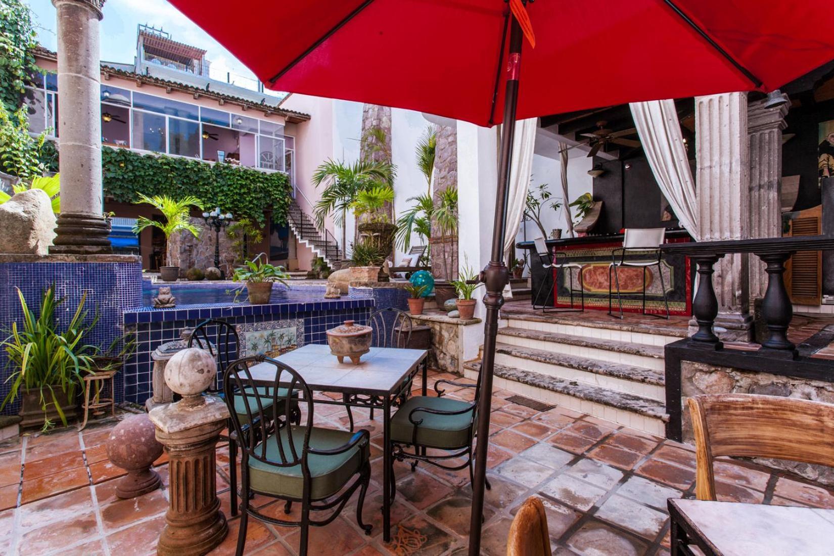 Garlands Del Rio Riverside Boutique Hotel Puerto Vallarta Exterior photo