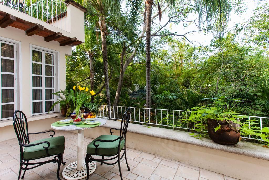 Garlands Del Rio Riverside Boutique Hotel Puerto Vallarta Exterior photo